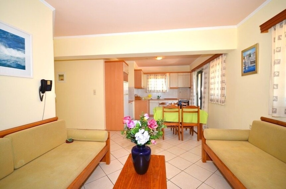 

Verona - Stavros - Aloni Suites