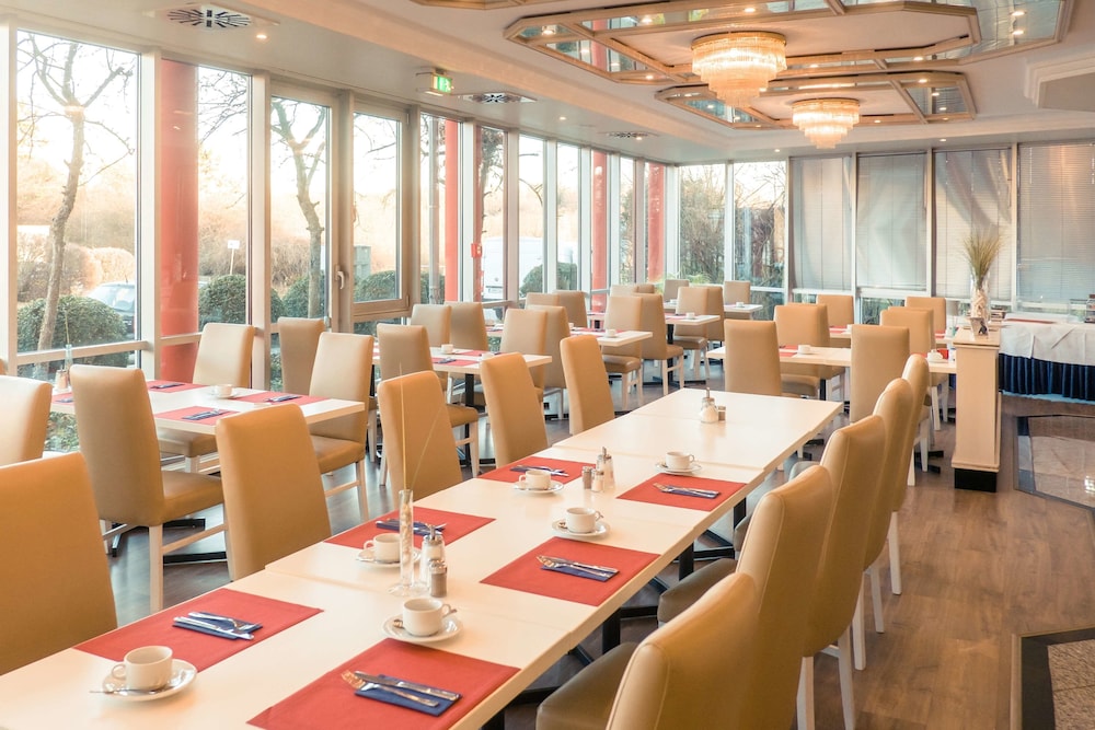 

Bari - Böblingen - Hotel Stuttgart Sindelfingen City by Tulip Inn