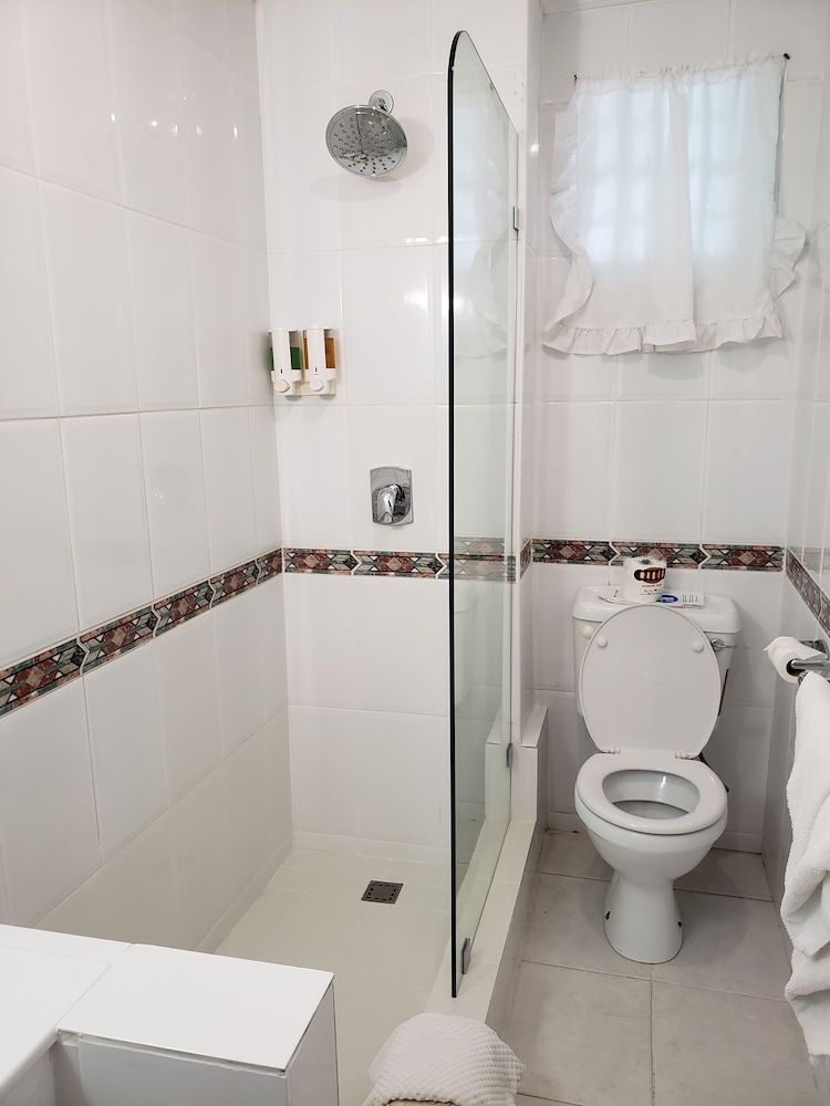 

Roma - Saint Lawrence - Dover Beach Hotel