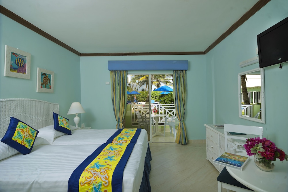 

Milano - Barbados-Christchurch - Dover Beach Hotel