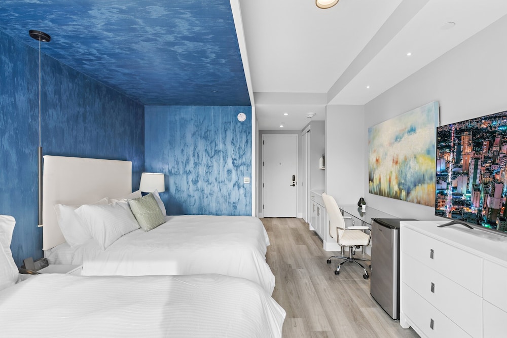 

Firenze - Bronx - Global Luxury Suites at The Arches