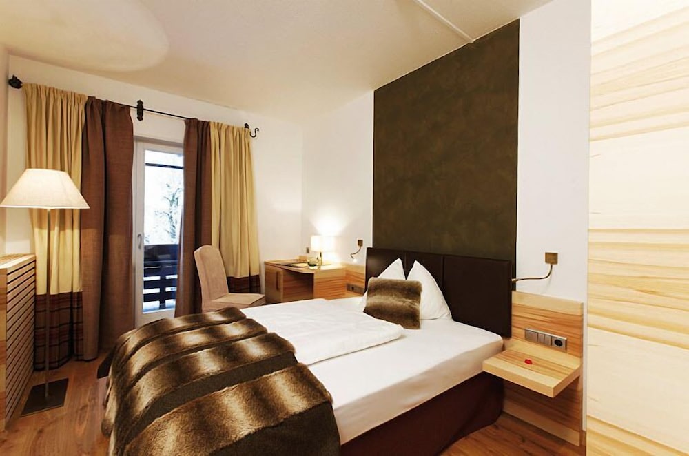 

Catania - Cadipietra - Residence Hotel Alpinum