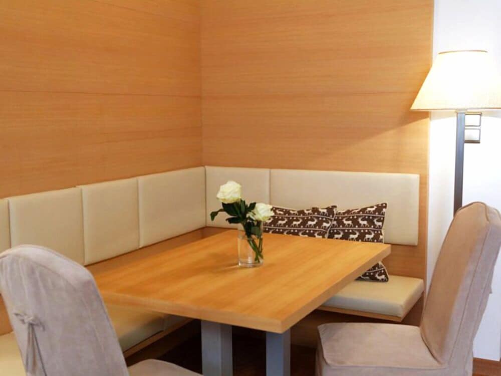 

Milano - Lutago - Residence Hotel Alpinum