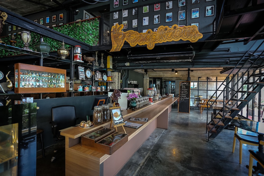 

Cagliari - Phuket Town - Quip Bed & Breakfast Phuket Hotel