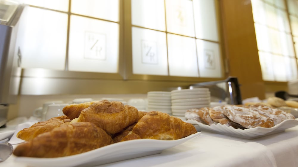 

Roma - Saragozza - B&B HOTEL Zaragoza Royal