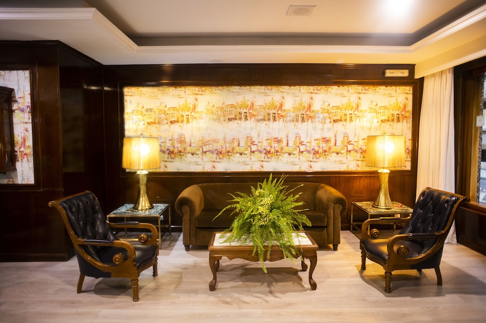 

Venezia - Saragozza - B&B HOTEL Zaragoza Royal