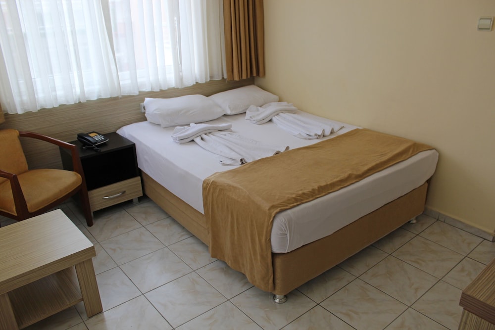 

Milano - Alanya - Kleopatra Bavyera Hotel