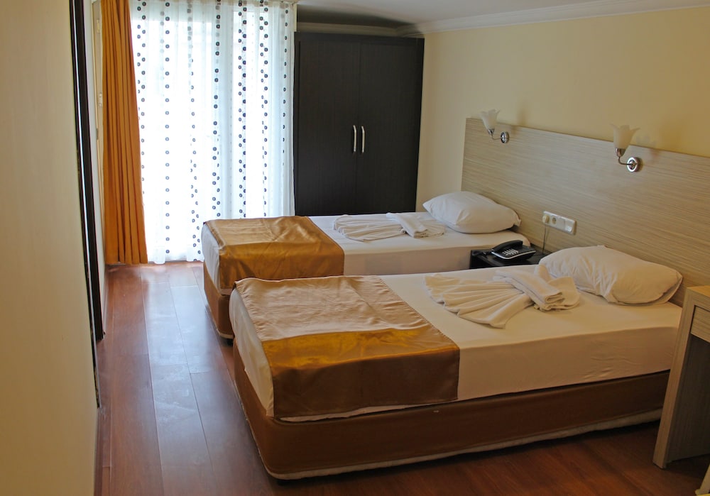 

Venezia - Alanya - Kleopatra Bavyera Hotel