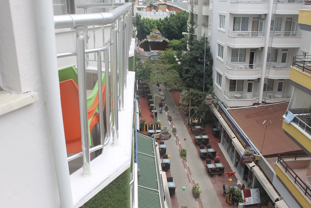 

Firenze - Alanya - Kleopatra Bavyera Hotel