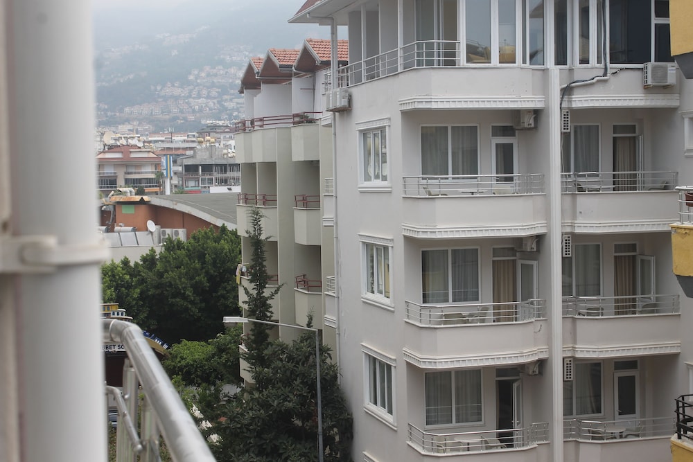 

Trieste - Alanya - Kleopatra Bavyera Hotel