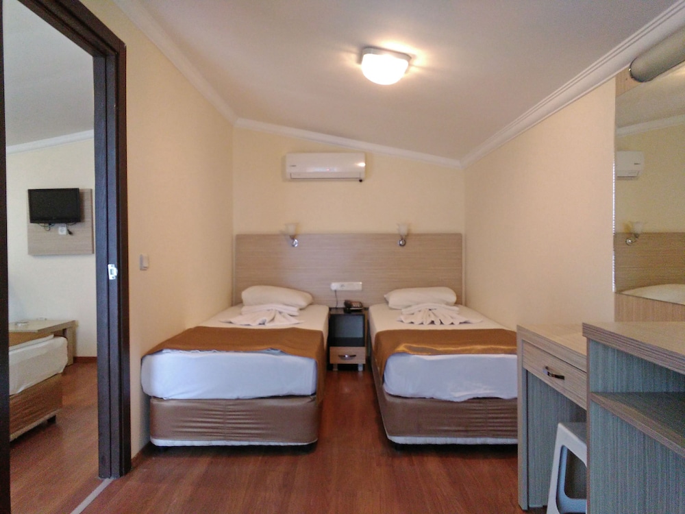 

Venezia - Alanya - Kleopatra Bavyera Hotel