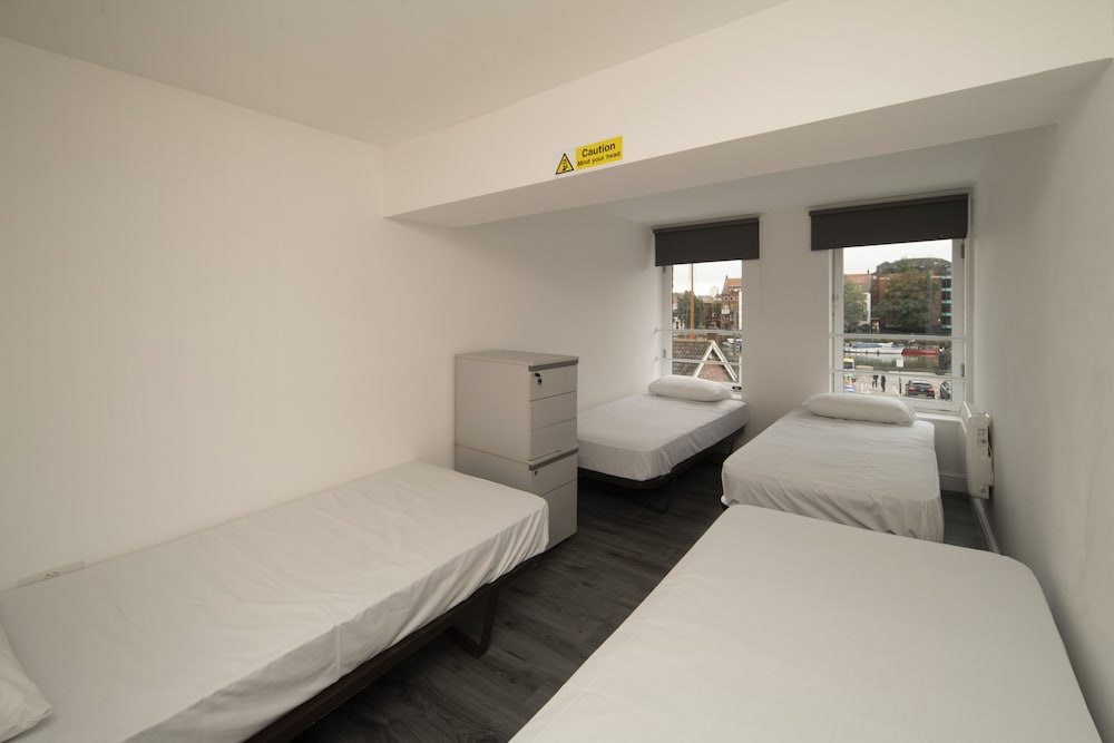 

Roma - Bristol - OYO Harbourside Hostel Bristol