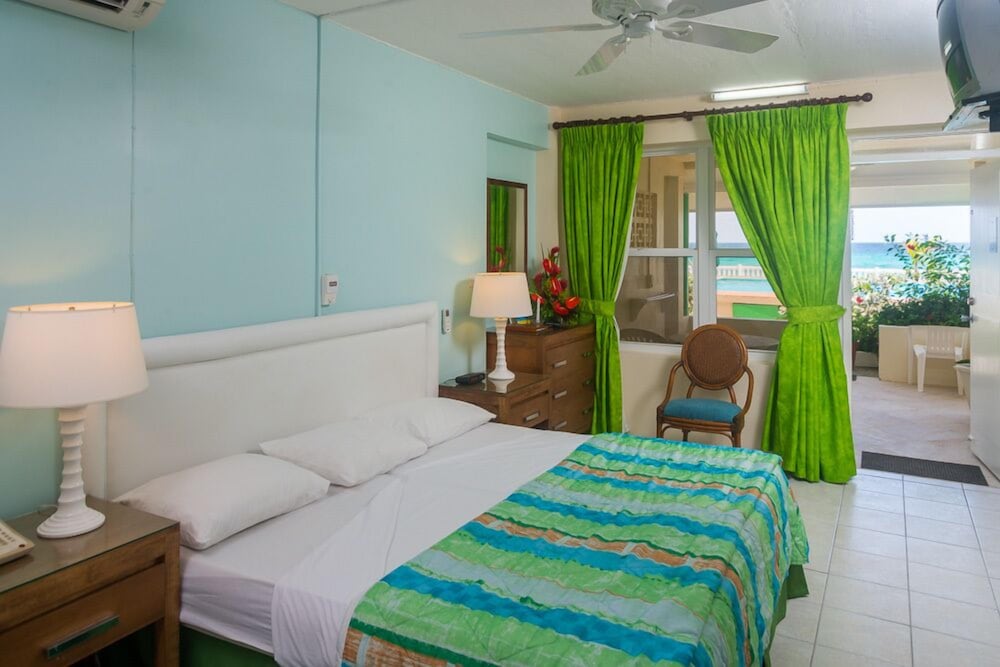 

Bologna - Barbados-Christchurch - Rostrevor Hotel