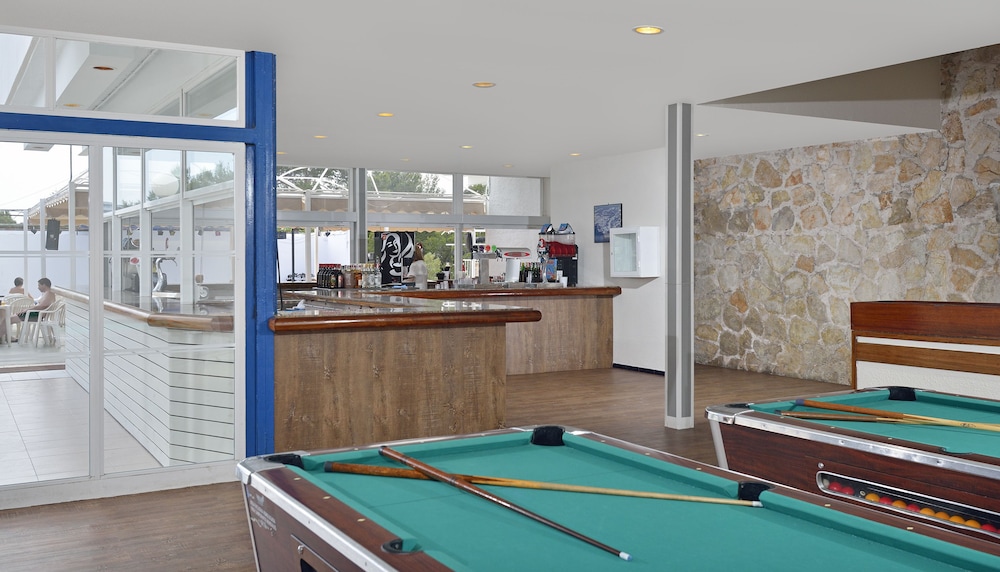 

Napoli - Calviá - Sol Guadalupe