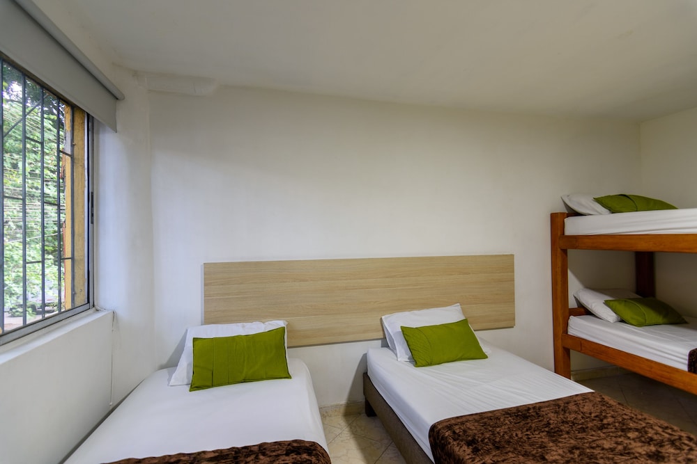 

Roma - Medellin - Hotel Med Colombia