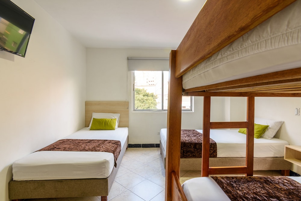 

Napoli - Medellin - Hotel Med Colombia