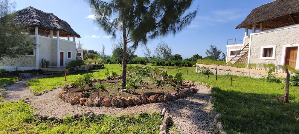 

Brindisi - Michamvi - Amani Villas Nature Retreat