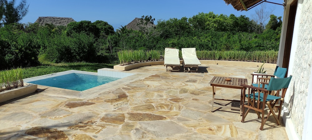 

Venezia - Uroa - Amani Villas Nature Retreat
