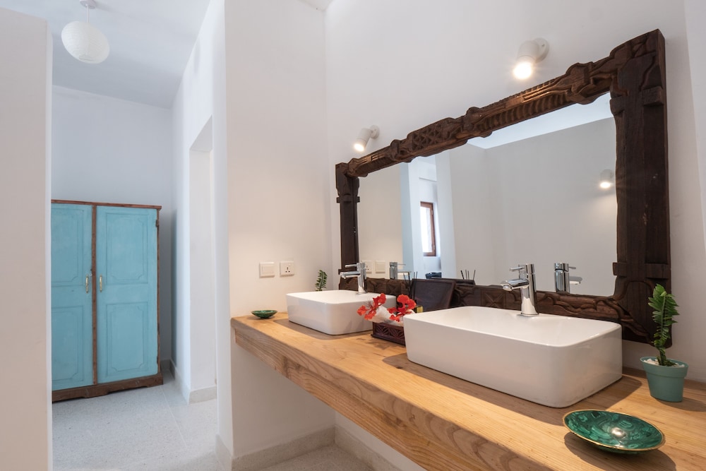 

Napoli - Michamvi - Amani Villas Nature Retreat