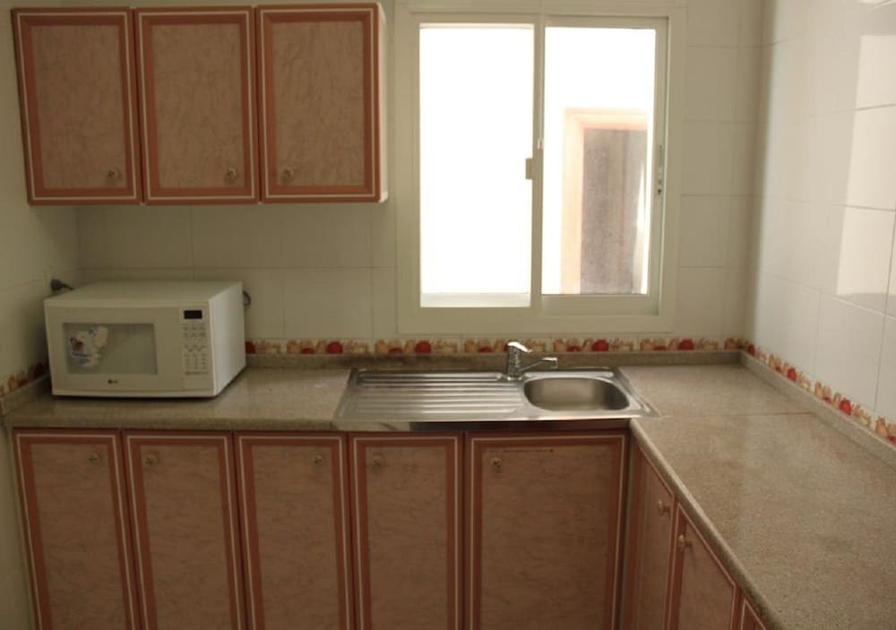 

Roma - Umm Al Quwain - Royal Residence Hotel Apartments