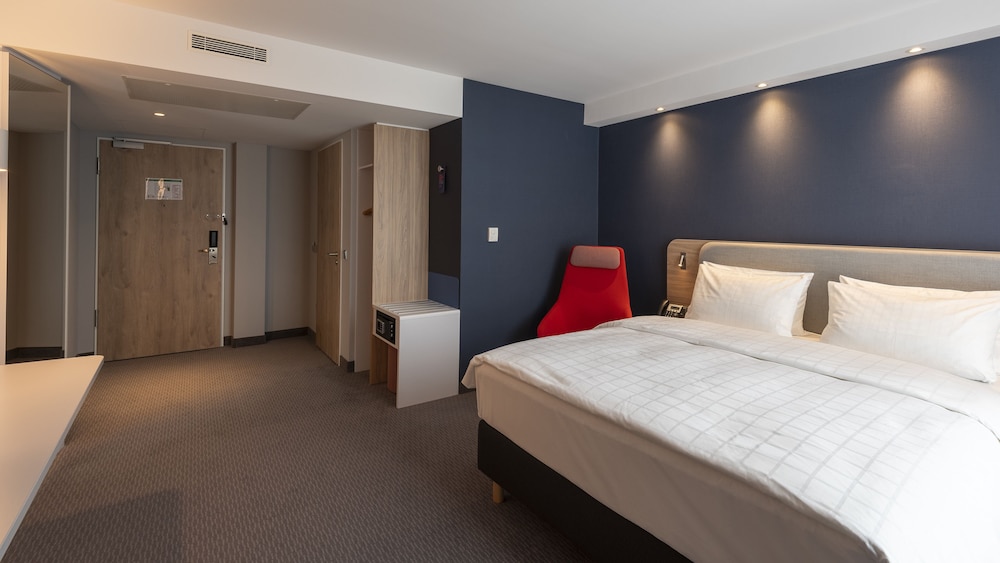 

Milano - Krefeld - Holiday Inn Express Krefeld - Dusseldorf