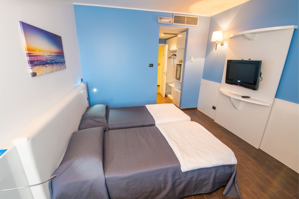 

Palermo - Busto Arsizio - Hotel Mediterraneo
