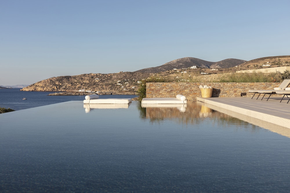 

Roma - Sifnos - NOS Hotel & Villas