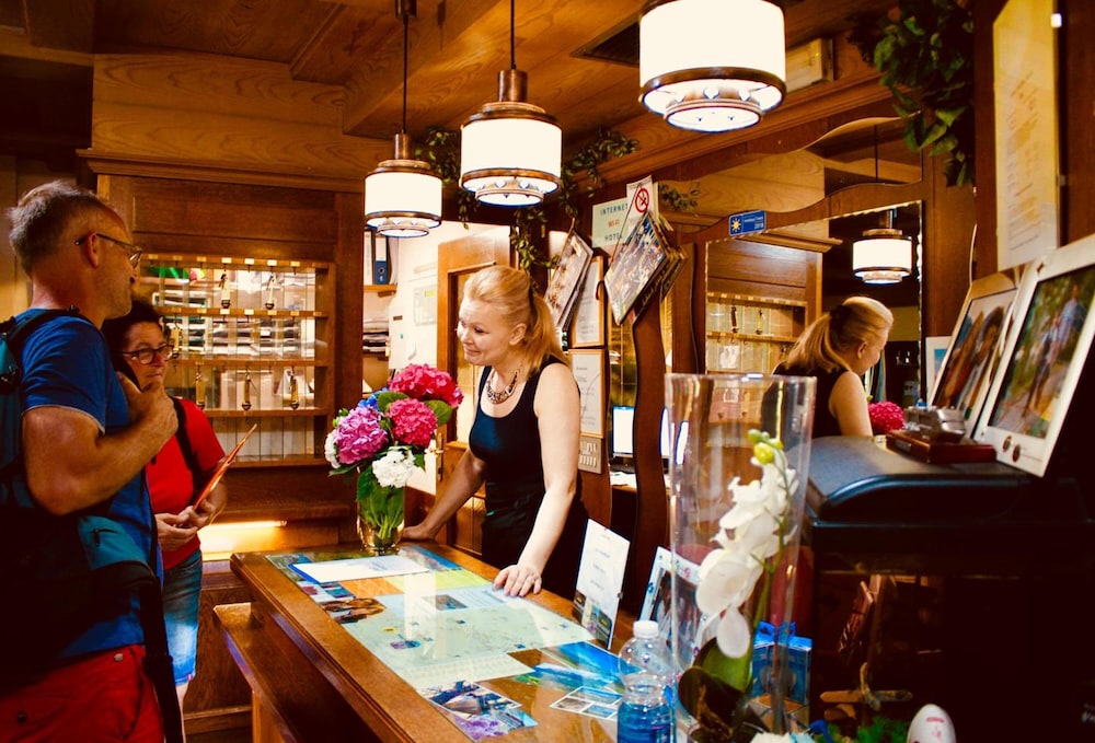 

Roma - Alto Adige, Montagna Italia - Panoramahotel Unterinnerhof