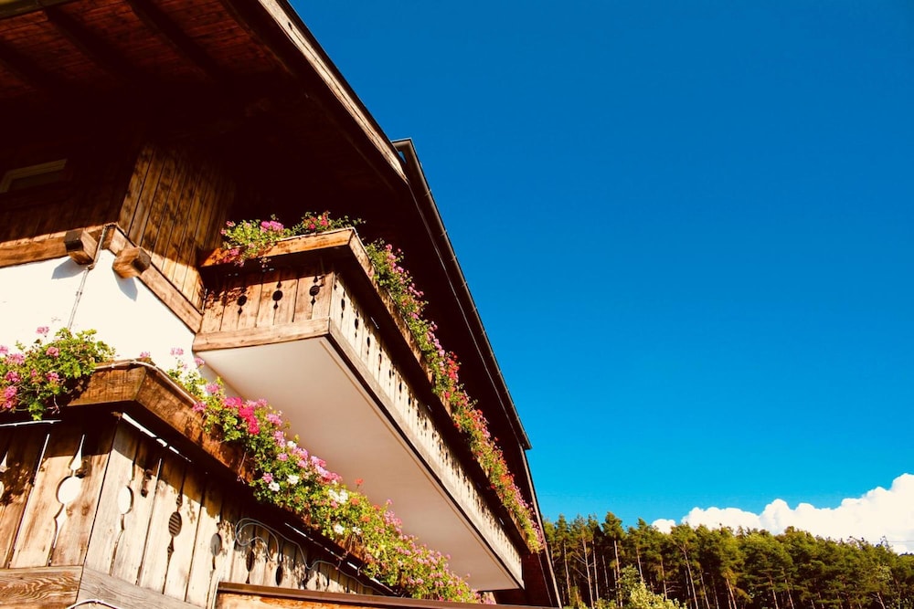 

Bari - Bolzano - Panoramahotel Unterinnerhof