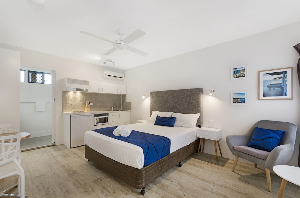 

Roma - Belgian Gardens - Beach House Motel