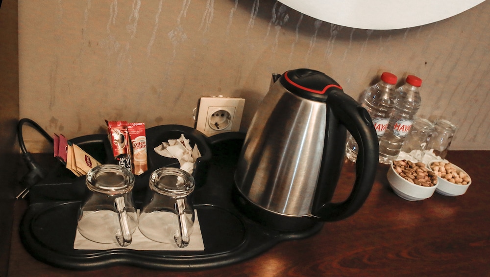 

Verona - Istanbul - Letter Hotel