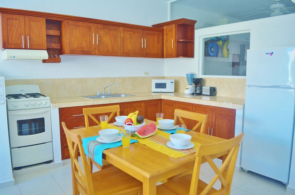 

Milano - Puerto Morelos - Corales Suites