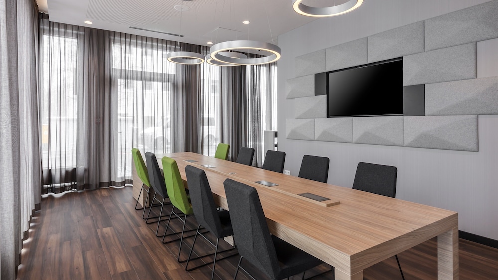 

Bari - Monaco di Baviera - Holiday Inn Express Munich North