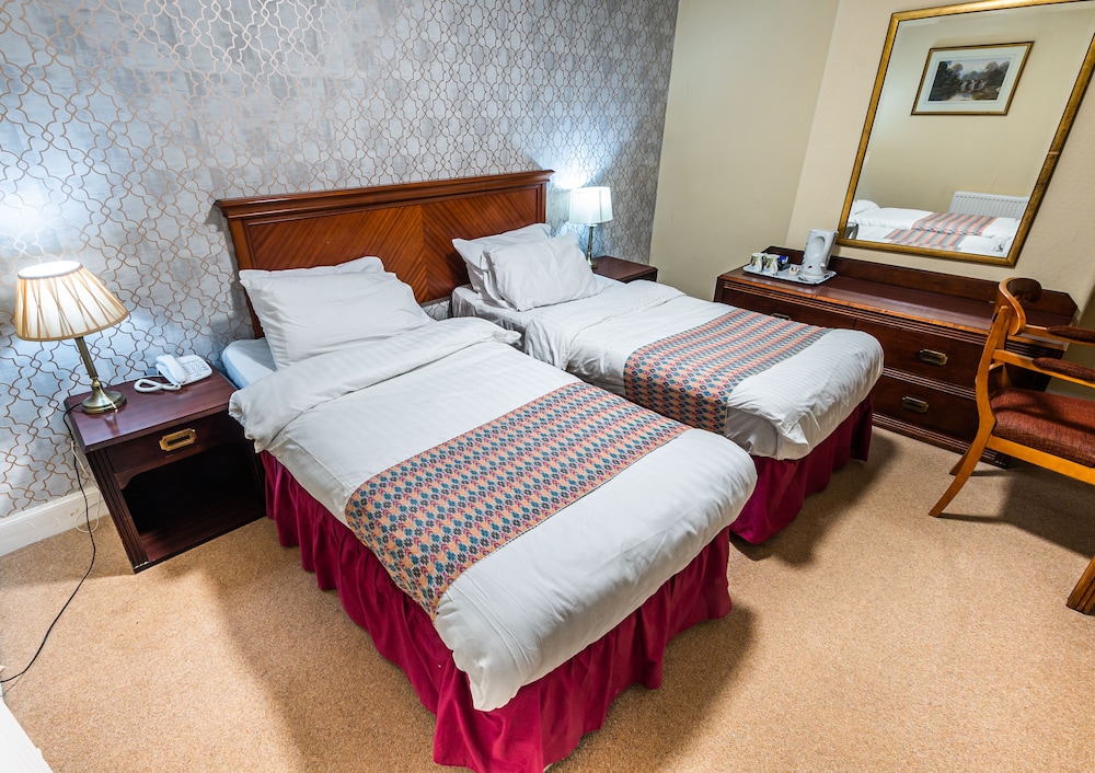 

Roma - Perth - Grampian Hotel
