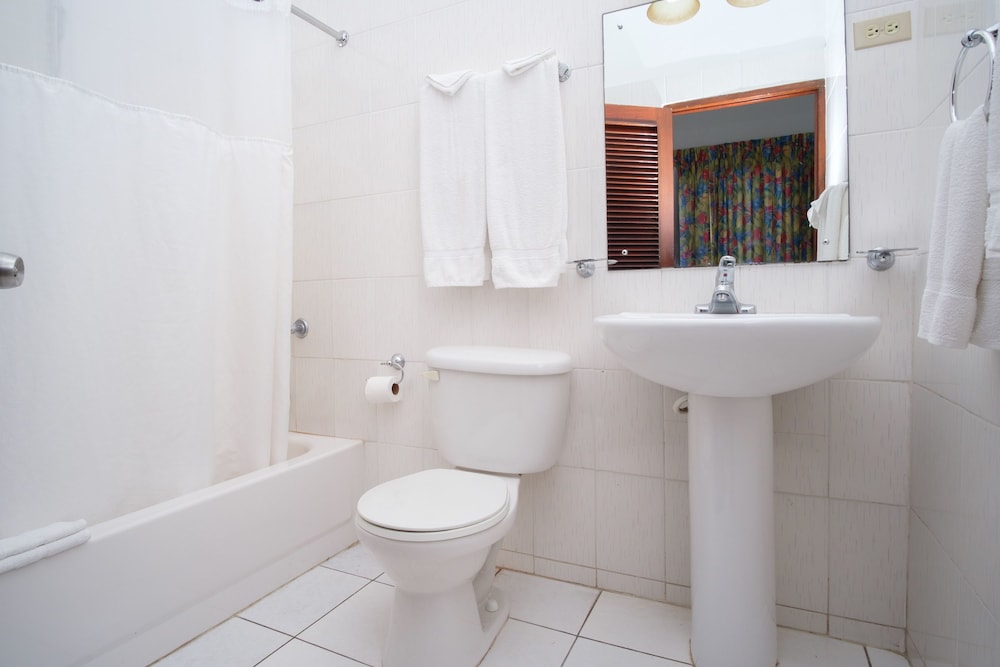 

Roma - Tower Isle - Hibiscus Lodge