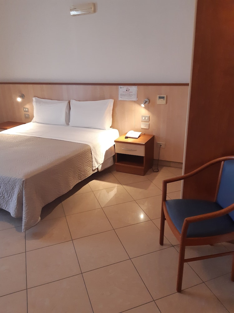 

Roma - Isola della Scala - Hotel Nuovo Sole HNS