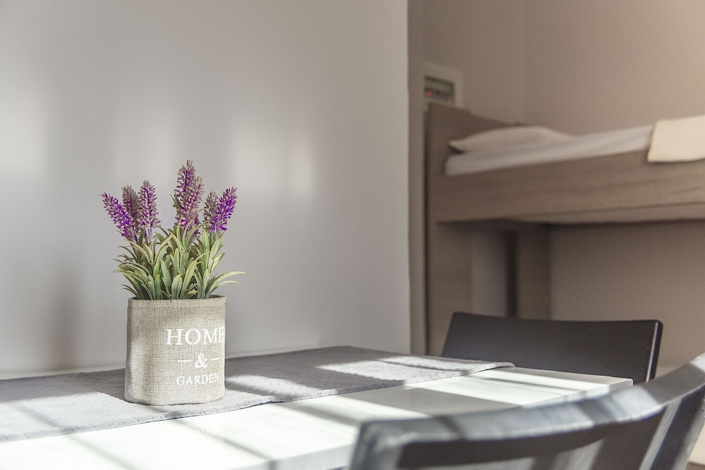 

Milano - Kassandra-Hanioti - Sueno Luxury Apartments