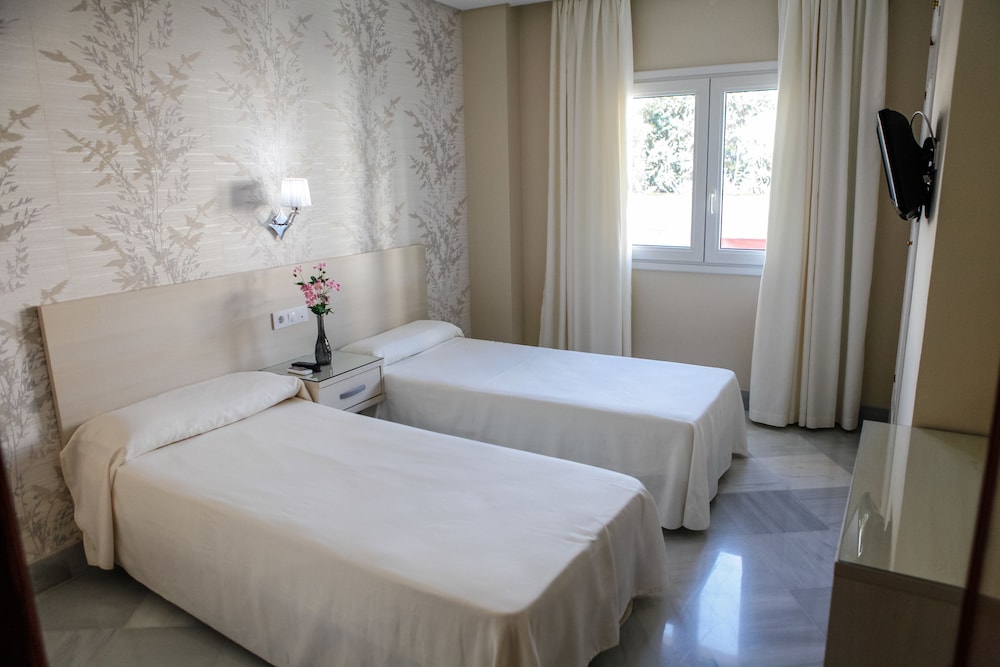 

Milano - El Puerto de Santa María - Hostal Chaikana