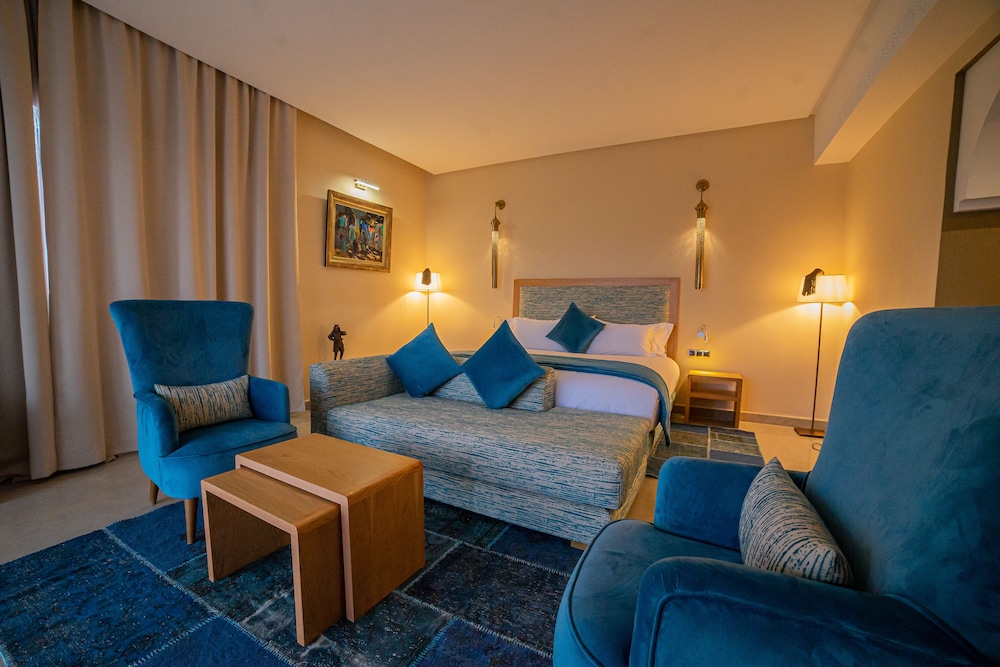 

Napoli - Oumnass - SUMAHAN SUITES & SPA