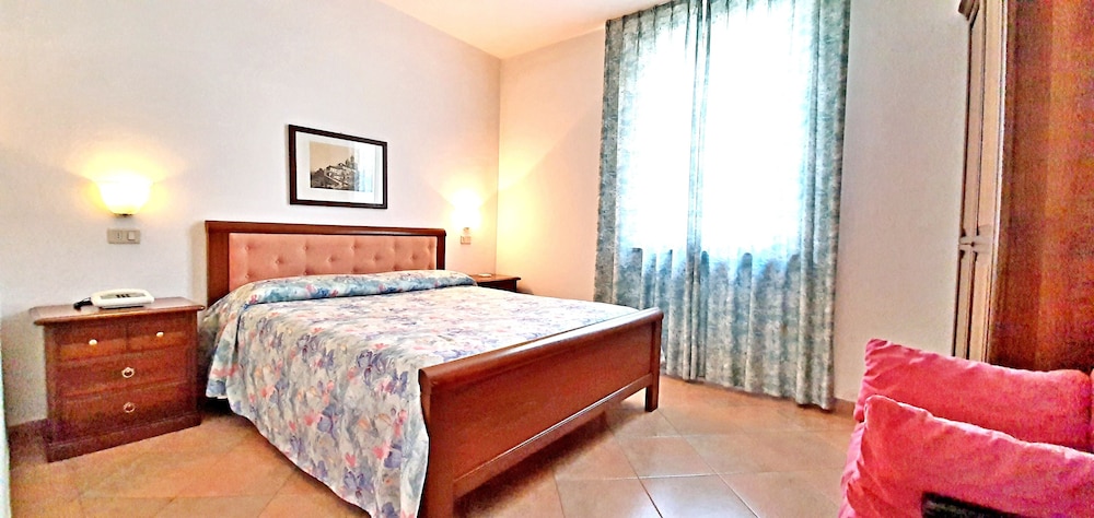 

Venezia - Volterra - Villa Nencini
