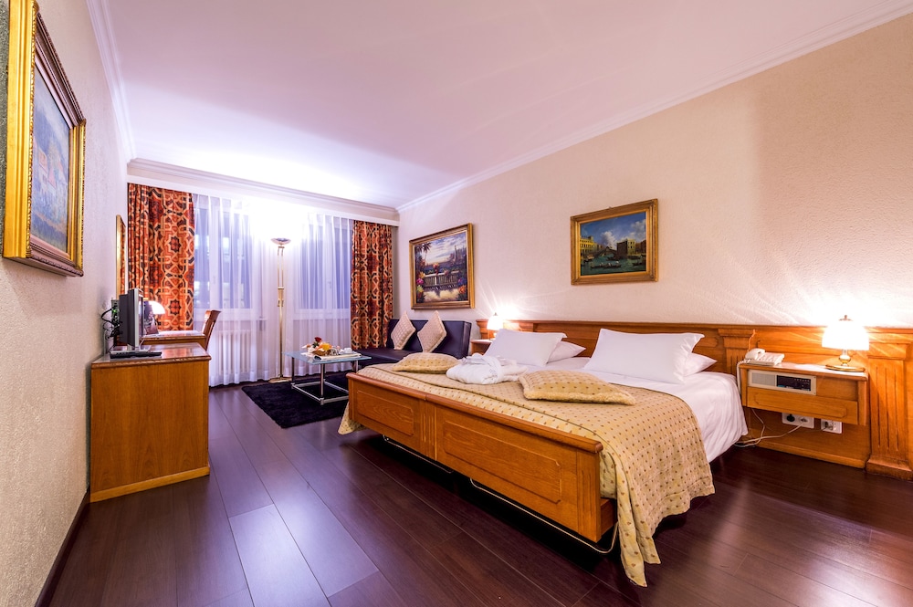 

Firenze - Ginevra - Hotel Century