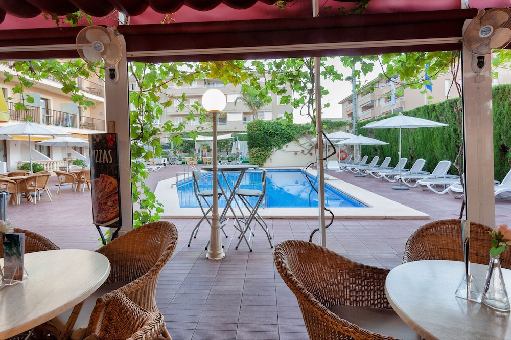 

Cagliari - Cala Ratjada - Hotel Amoros