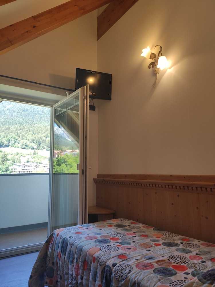 

Lamezia Terme - Andalo - Pier Hotel