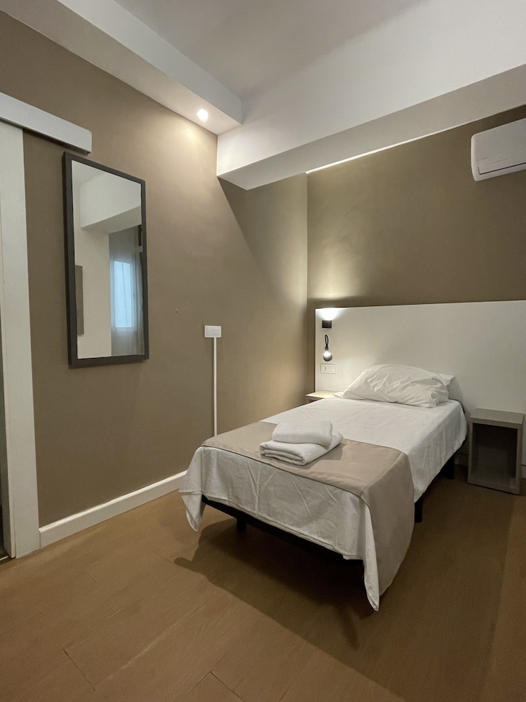 

Firenze - Can Pastilla - Planet Hotels BLUE