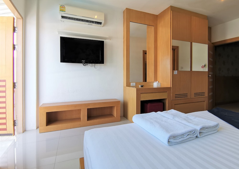 

Bari - Rawai - Le Desir Resortel