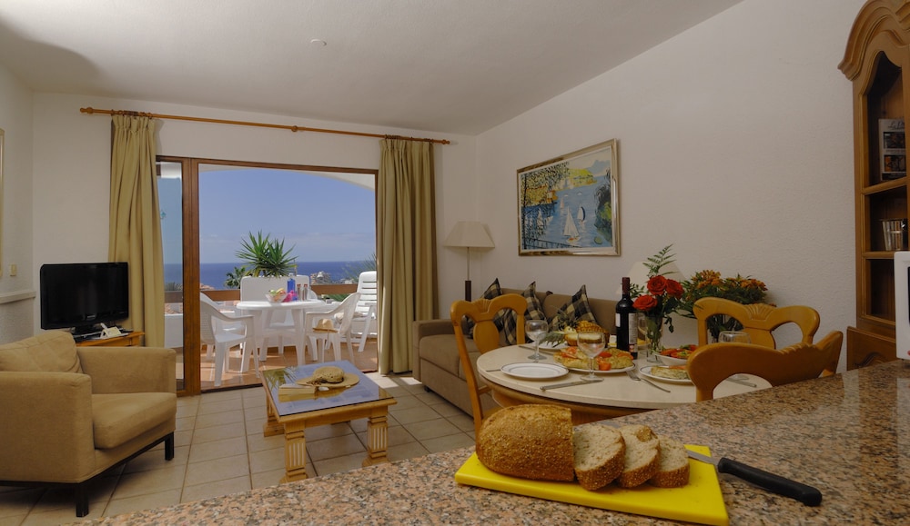 

Brindisi - Los Cristianos - Beverly Hills Suites - Excel Hotels & Resorts