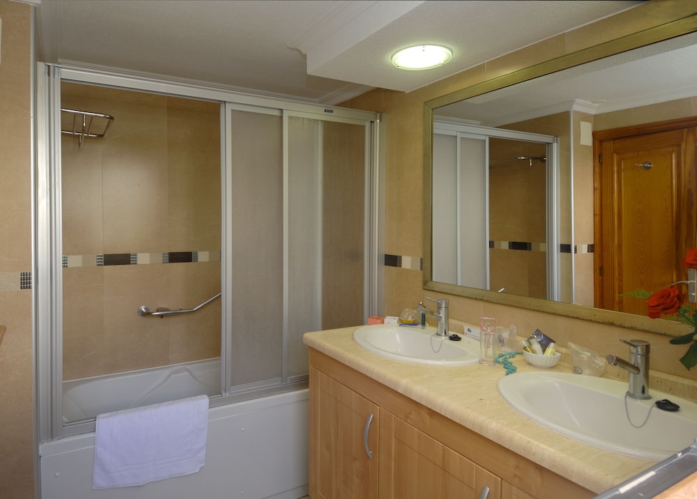 

Verona - Playa Fañabe - Beverly Hills Suites - Excel Hotels & Resorts