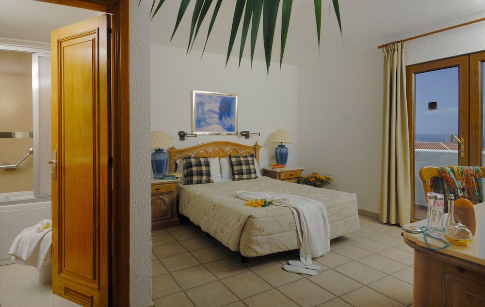 

Palermo - Los Cristianos - Beverly Hills Suites - Excel Hotels & Resorts