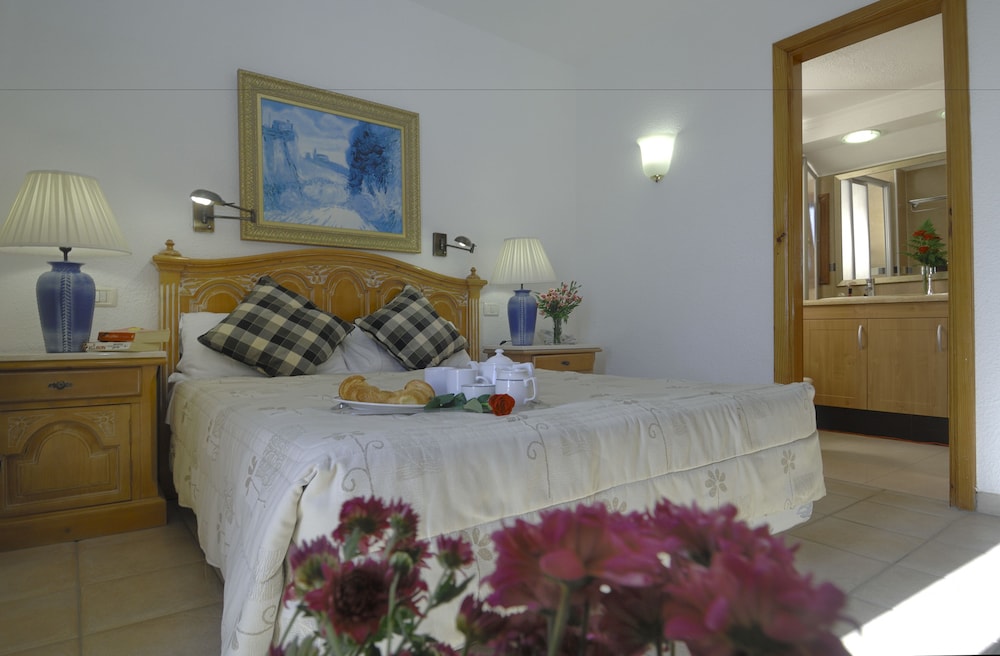 

Roma - Playa Fañabe - Beverly Hills Suites - Excel Hotels & Resorts