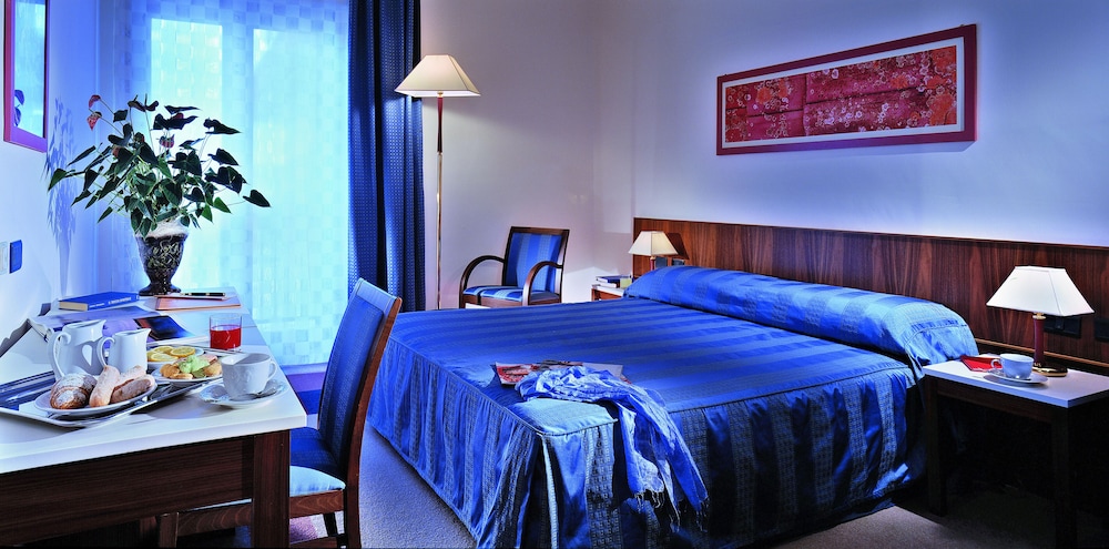 

Ancona - Messina - Europa Palace Hotel